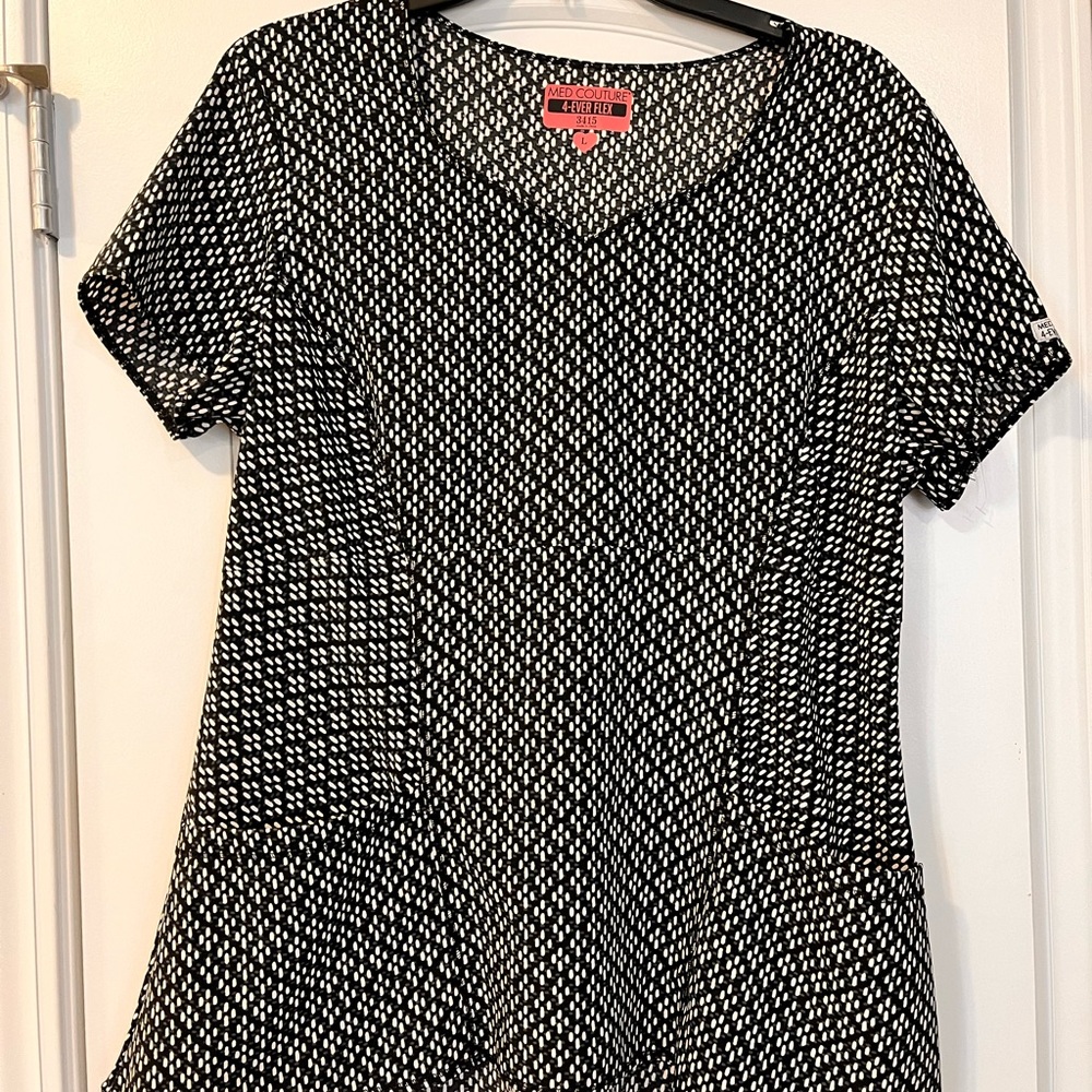 Med Couture scrub top